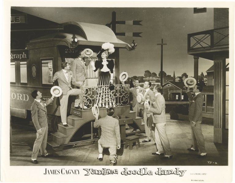 [Book #131613] Yankee Doodle Dandy. Joan Leslie James Cagney, Walter Huston, Michael Curtiz, Mac Julian, Edmund Joseph Robert Buckner, starring, director, photographer, screenwriters.
