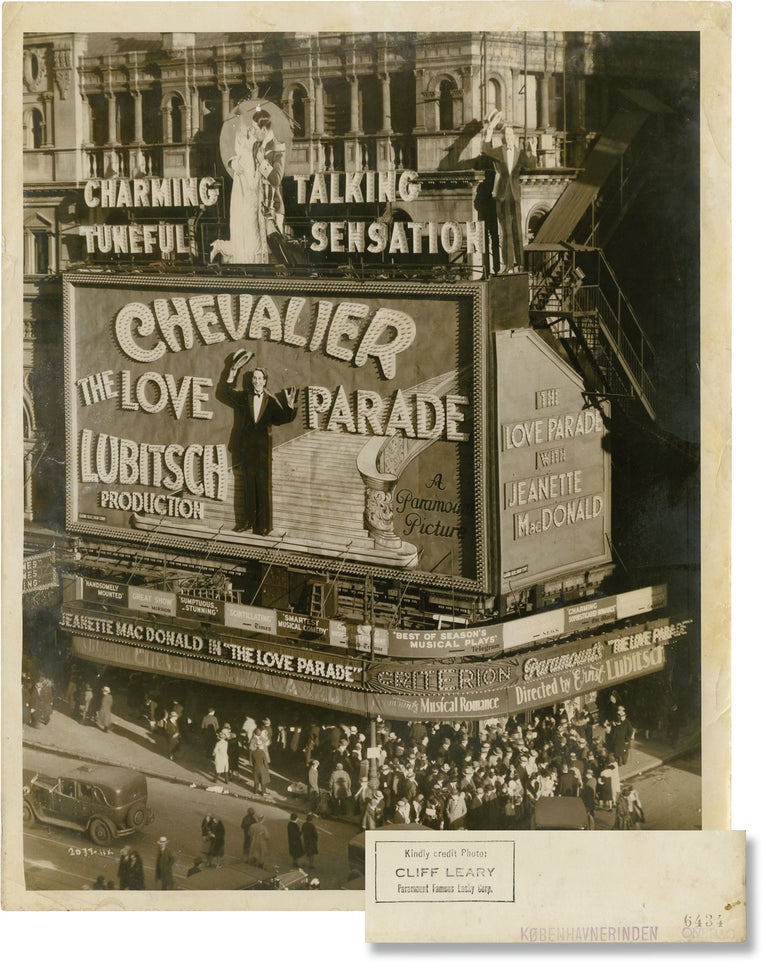 [Book #135600] The Love Parade [Parade d'amour]. Ernst Lubitsch, Cliff Leary, Jeanette MacDonald Maurice Chevalier, director, photographer, starring.