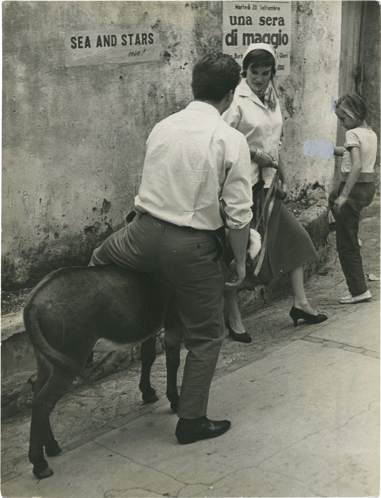 [Book #135630] Antonella Lualdi and her donkey. Antonella, Lualdi Carlo Cisventi, photographer.