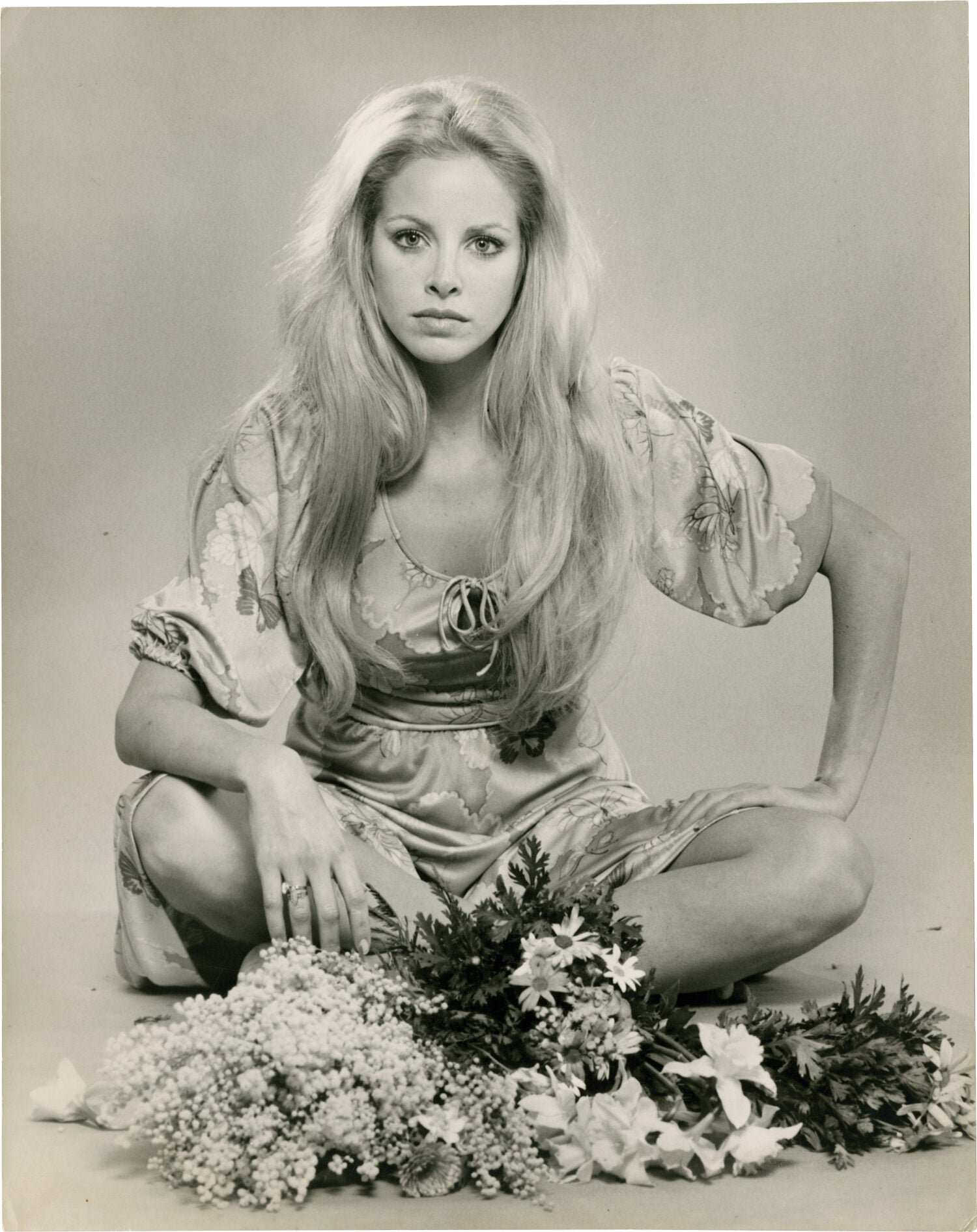 Stdne Rome Five original press photographs of actress Sydne Rome | Sydne Rome