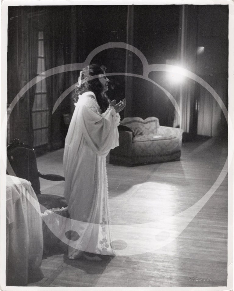 Archive of 80 original photographs of opera star Anna Moffo