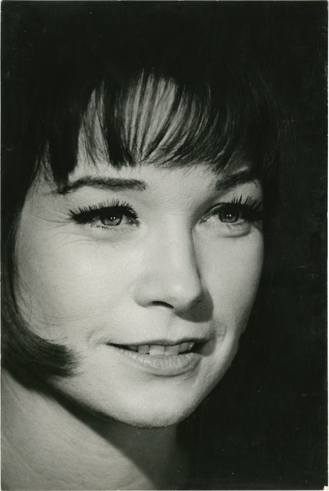 [Book #139539] Portrait of Shirley MacLaine. Robert Willoughby, Shirley MacLaine, photographer, subject, Bob.