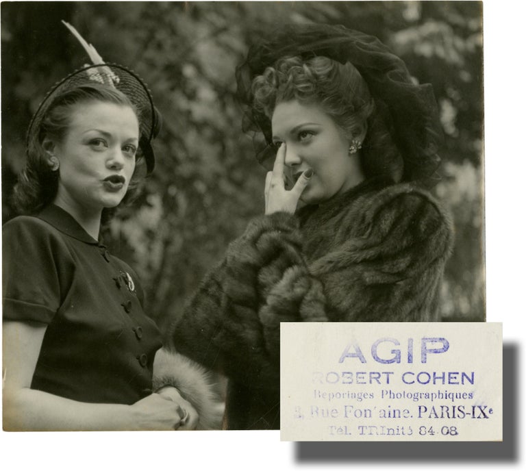 [Book #140806] Original photograph of Linda Darnell and Simone Simon. Linda Darnell Robert Cohen, Simone Simon, photographer, subjects.