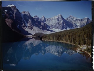 Book #143901] Office du Tourisme Canadien (Collection of 20 original slides and color...