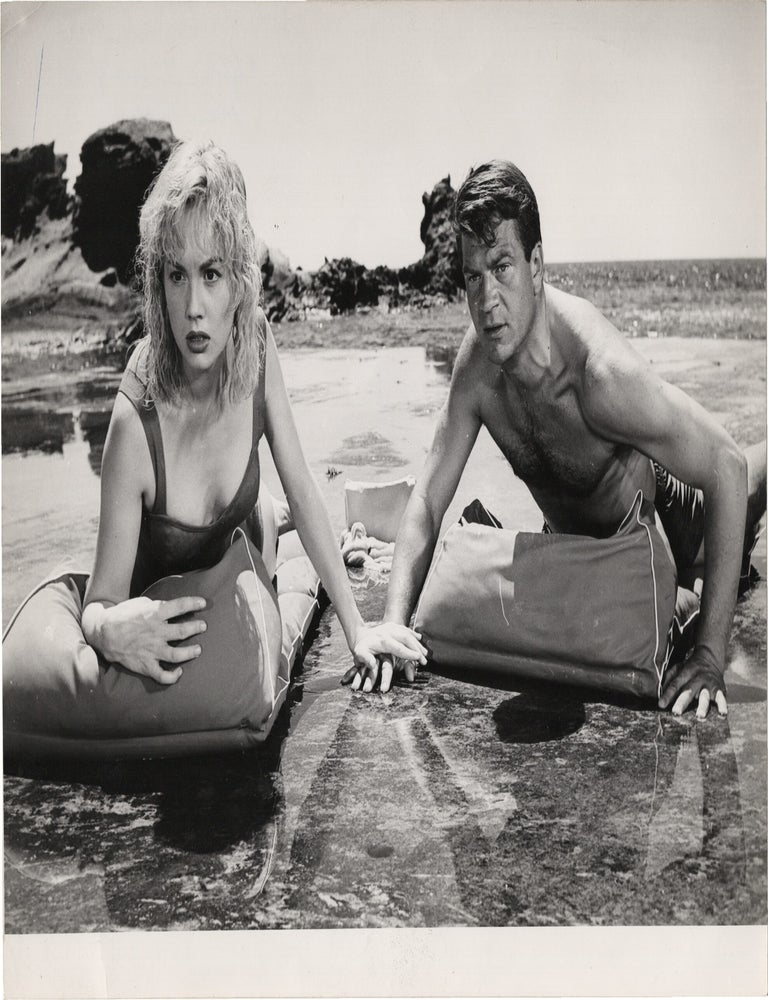 A Kiss for a Killer [Une manche et la belle] (Original still photograph from the 1957 film