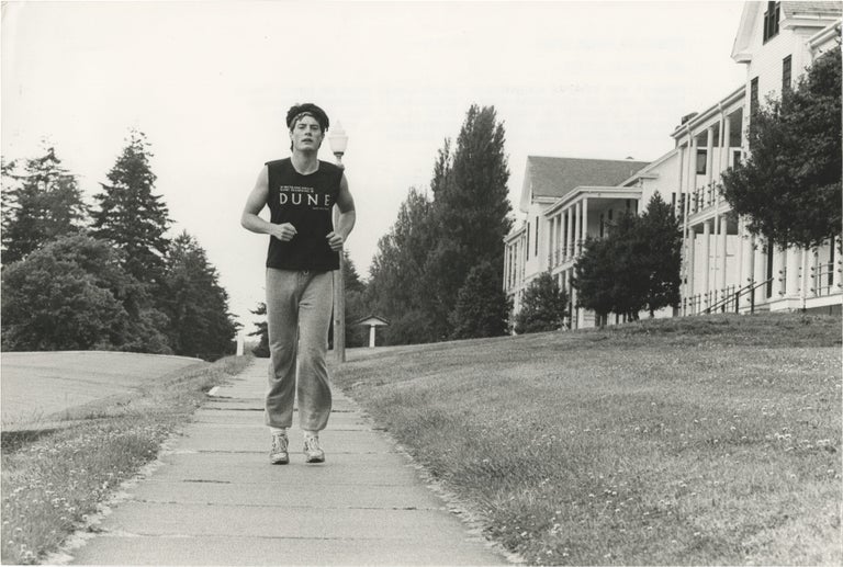 [Book #147471] Original photograph of Kyle MacLachlan [Mac Lachlan] jogging in preparation for "Dune," 1984. Kyle MacLachlan, Christian Simonpietri, subject, photographer.