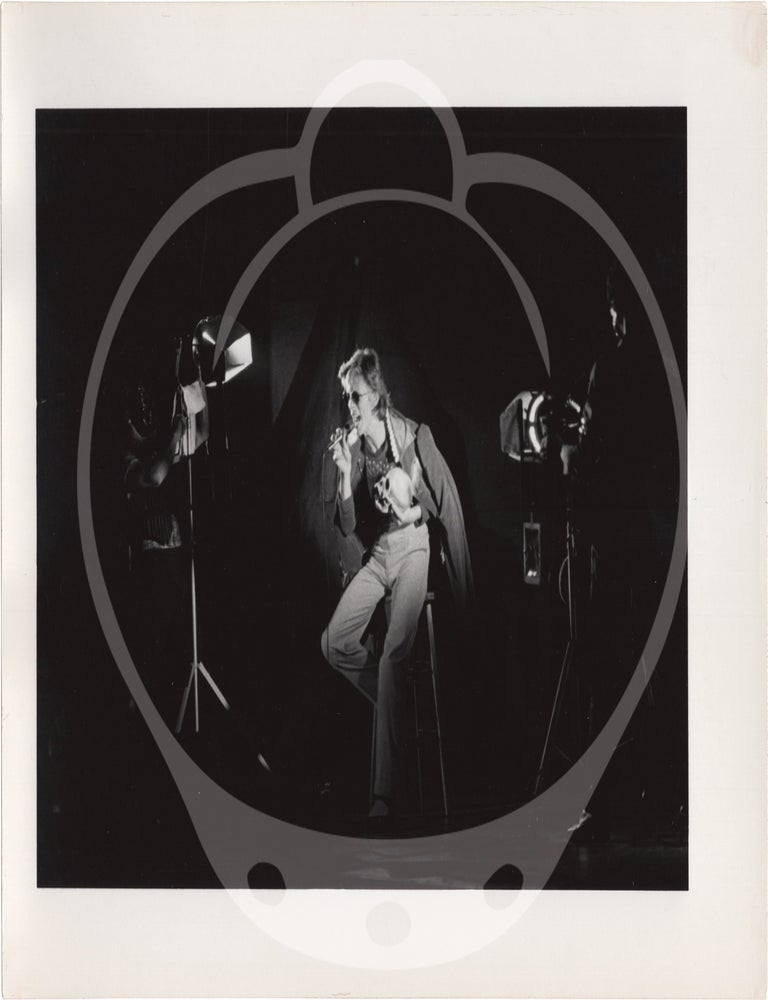 Sixteen original photographs of David Bowie on the Diamond Dogs tour, 1974