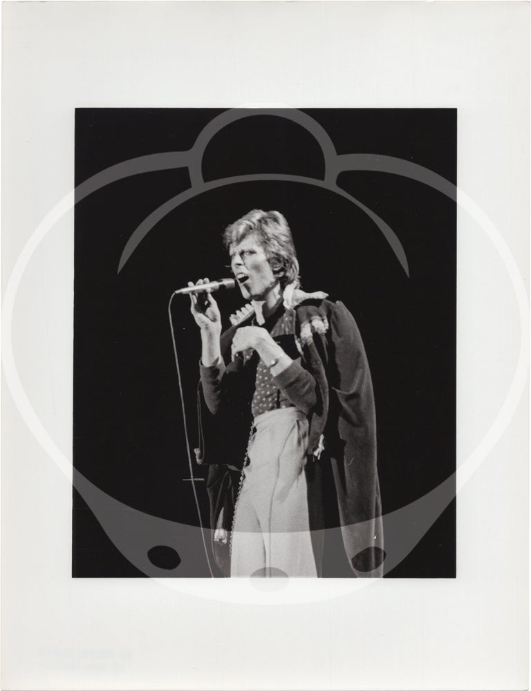 Sixteen original photographs of David Bowie on the Diamond Dogs tour, 1974