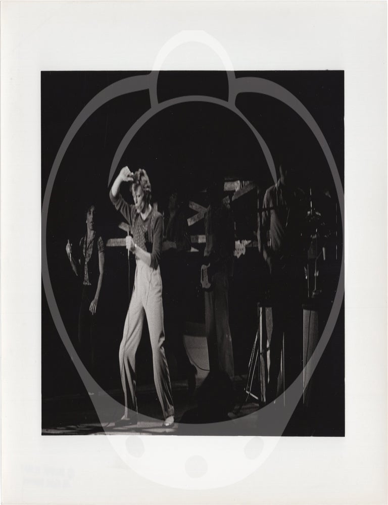 Sixteen original photographs of David Bowie on the Diamond Dogs tour, 1974