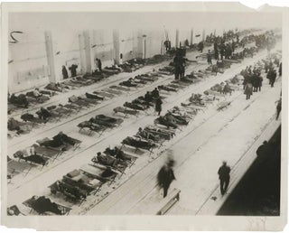 Book #149615] Original photograph of strikebreakers in New York City, 1930. Proletarian interest,...