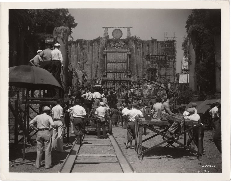Book #150495] King Kong (Original photograph from the set of the 1933 film). Ernest B. Schoedsack...