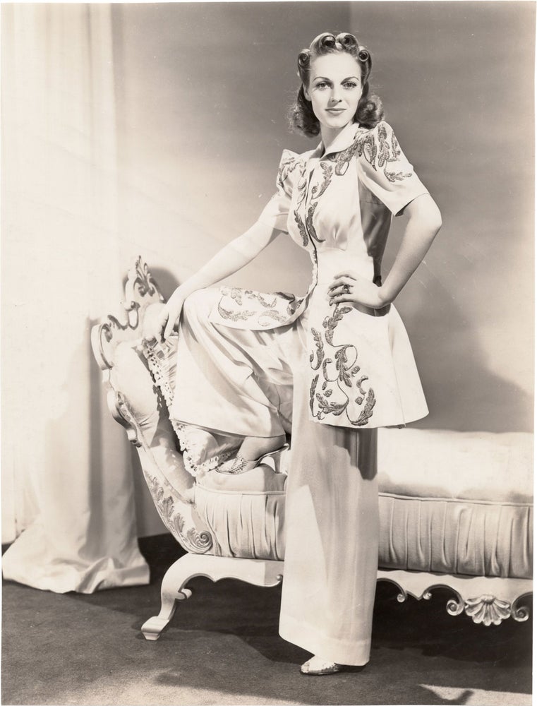[Book #150953] Original test photograph of Vera Zorina, circa 1940s. Vera Zorina, subject.