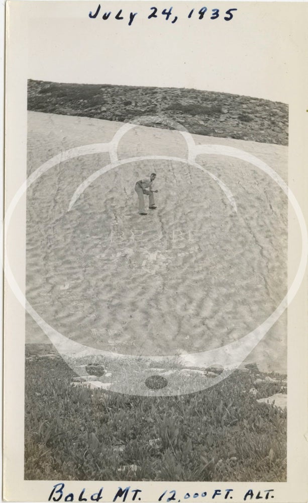 Archive of 24 vernacular photographs from a Depression-era road trip through the badlands of South Dakota, Idaho, and Wyoming