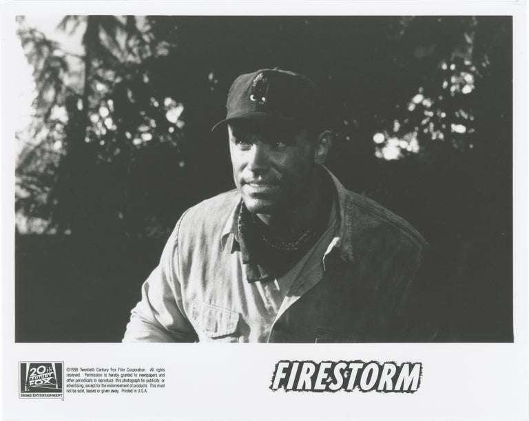 Book #154467] Firestorm (Original photograph from the 1998 film). William Forsythe Scott Glenn,...