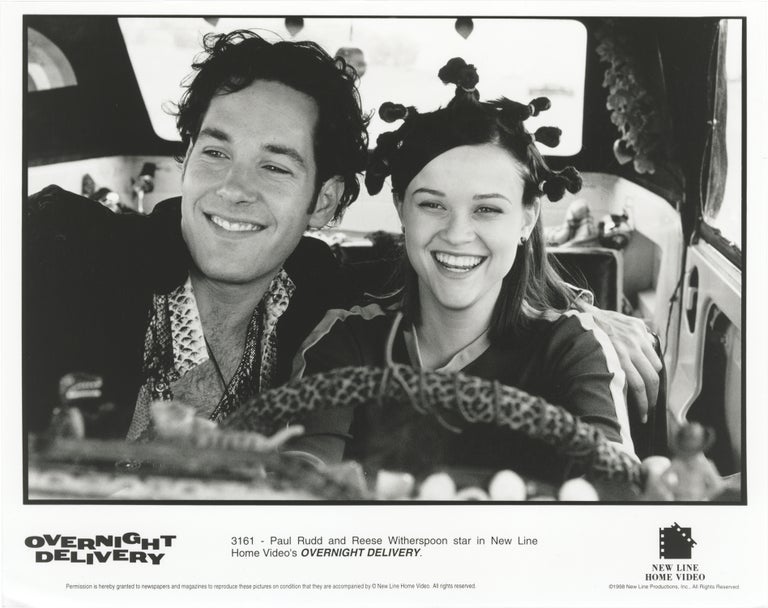 Book #154469] Overnight Delivery (Original photograph from the 1998 film). Reese Witherspoon Paul...