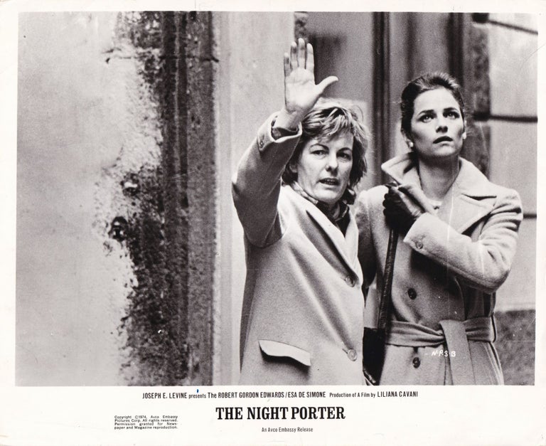 [Book #155786] The Night Porter. Liliana Cavani, Italo Moscati, Charlotte Rampling Dirk Bogarde, screenwriter director, screenwriter, starring.