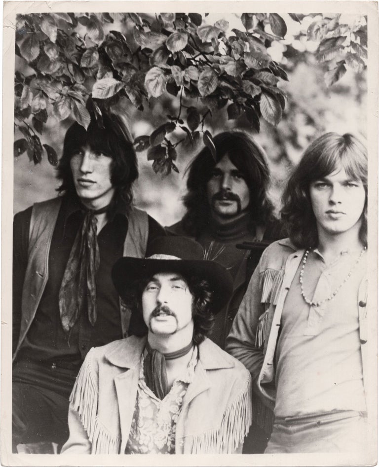 [Book #157673] Original photograph of Pink Floyd, 1968. Pink Floyd, Richard Wright David Gilmour, Nick Mason, Roger Waters, subjects.