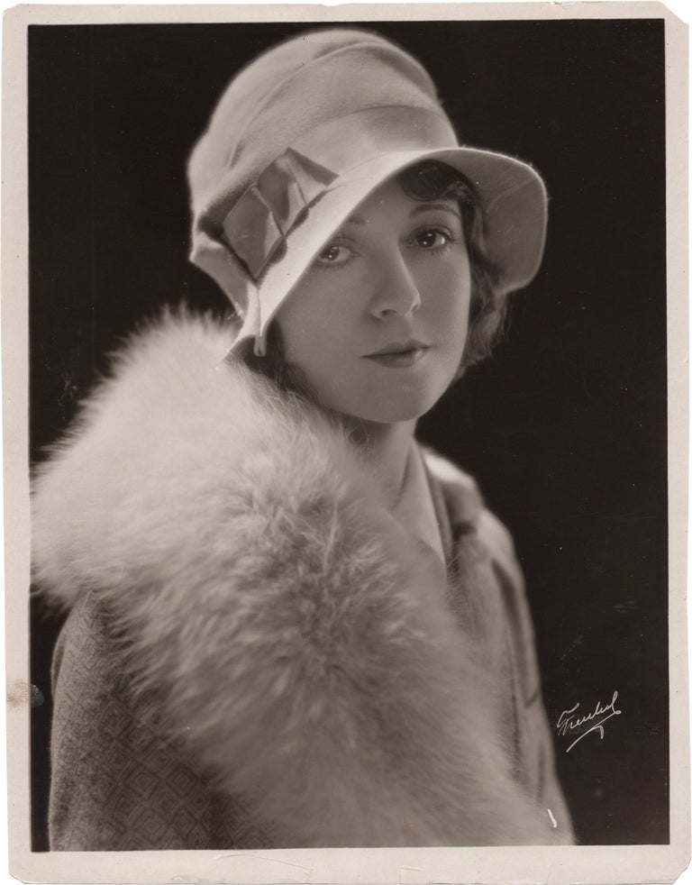 [Book #158088] Original photograph of June Marlowe, circa 1920s. June Marlowe, Roman Freulich, subject, photographer.