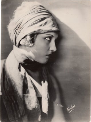 Book #158089] Original photograph of Eva Novak, circa 1920s. Eva Novak, Roman Freulich, subject,...