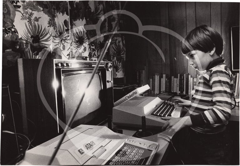 Collection of 140 original press photographs relating to computers and computer history