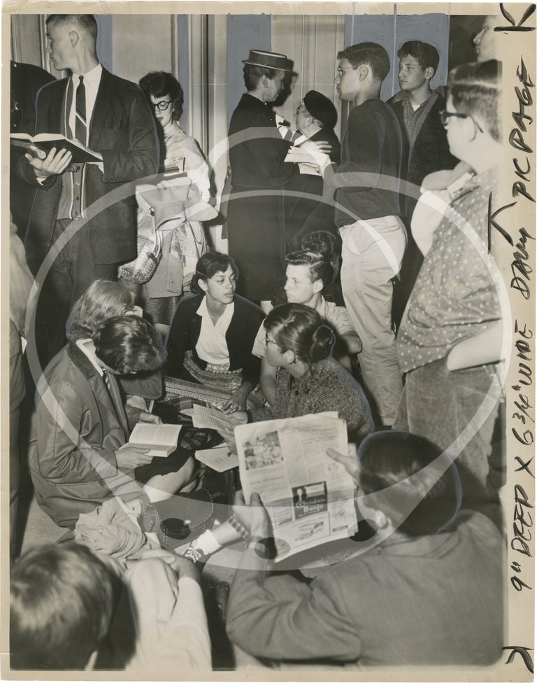 Archive of 14 original large-format press photographs of the 1960 protest against the House on Un-American Activities Committee
