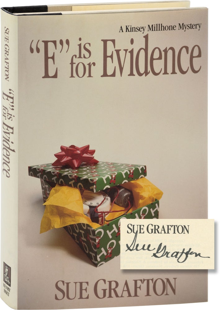 Book #159358] E is for Evidence (First Edition, inscribed). Sue Grafton