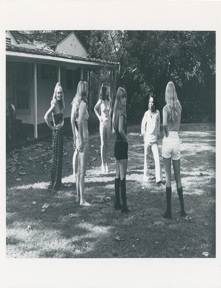 Policewomen [Policewoman, Police Woman, Police Women]