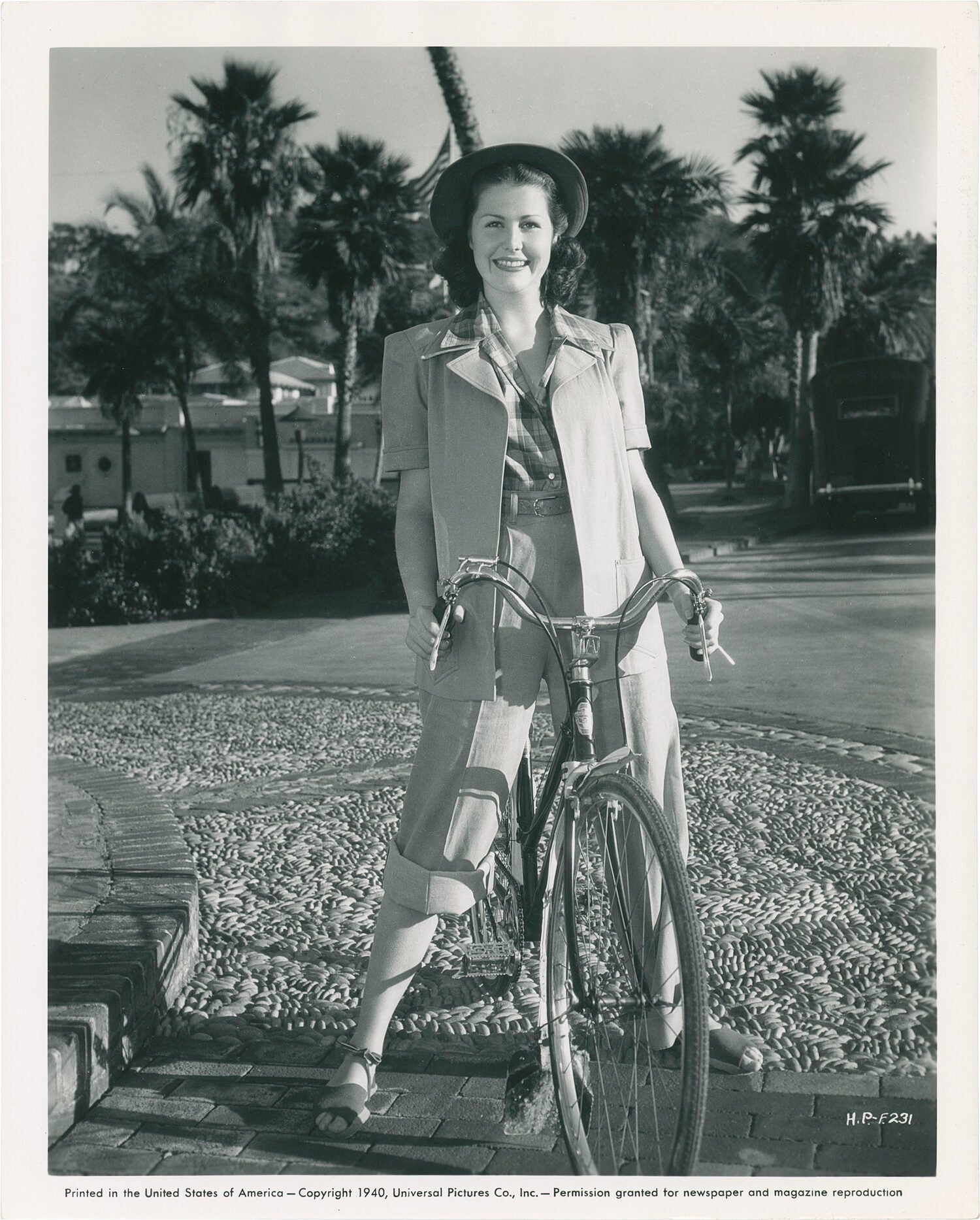 seven-original-publicity-photographs-of-helen-parrish-helen-parrish