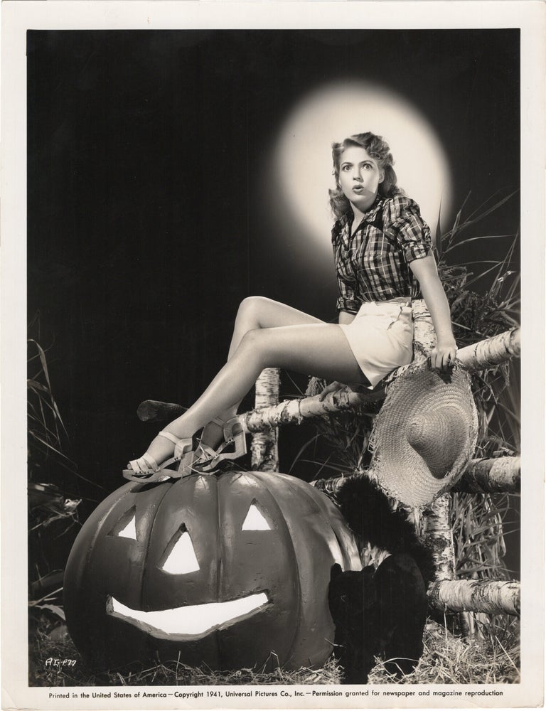 Original Halloween publicity photograph of Anne Gwynne