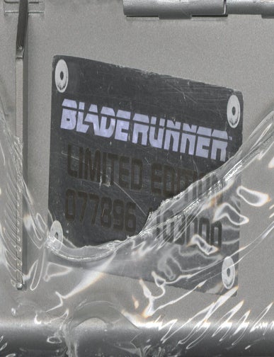 Blade Runner: Ultimate Collector's Edition #77896 / 103000 4-Disc HD-DVD with suitcase design