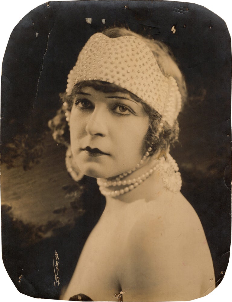 Archive of photographs belonging to screenwriter Jack Henley, circa 1920-1957