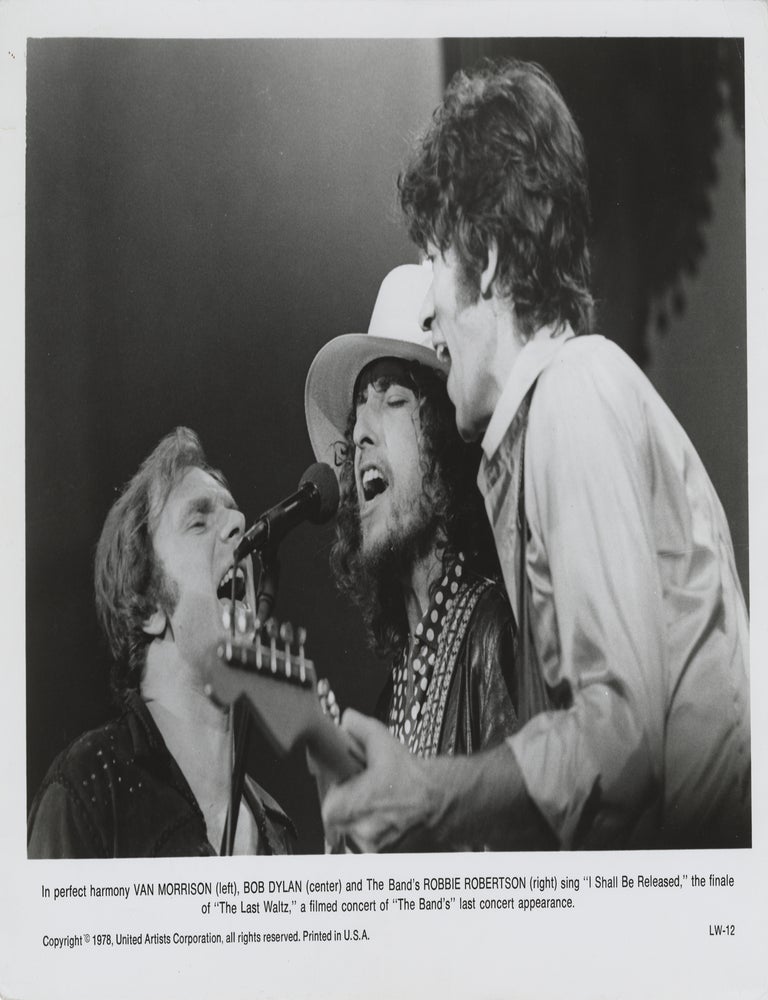 Book #170426] The Last Waltz (Collection of 17 original photographs from the 1978 film). Martin...